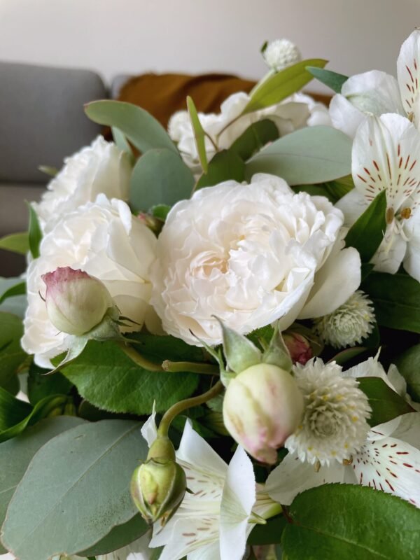 Seasonal flower bouquet, Handcrafted flower bouquets