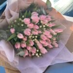 romantic pastel bouquet delivery